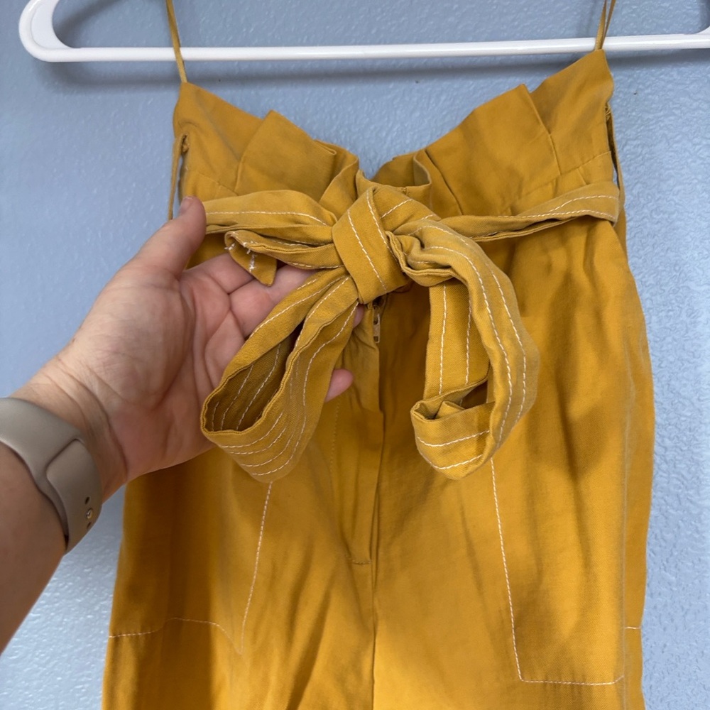 TOPSHOP wide leg, palazzo pants.High waisted cuffed. Cuffed. Pockets. Size 4 - Picture 2 of 11